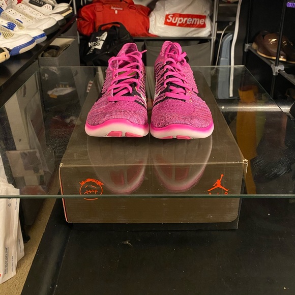 Brand New - Women’s Nike Free RN - Pink/Black - Picture 4 of 8